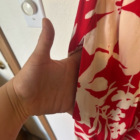 NWT Women's Short Sleeve Mini A-
Line Dress - Ava & Viv Red
Floral 3X - Picture 6 of 11